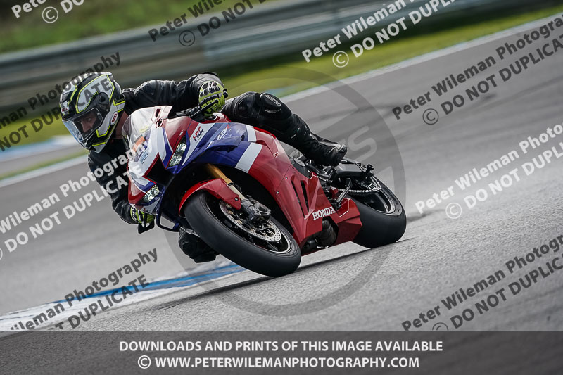 estoril;event digital images;motorbikes;no limits;peter wileman photography;portugal;trackday;trackday digital images